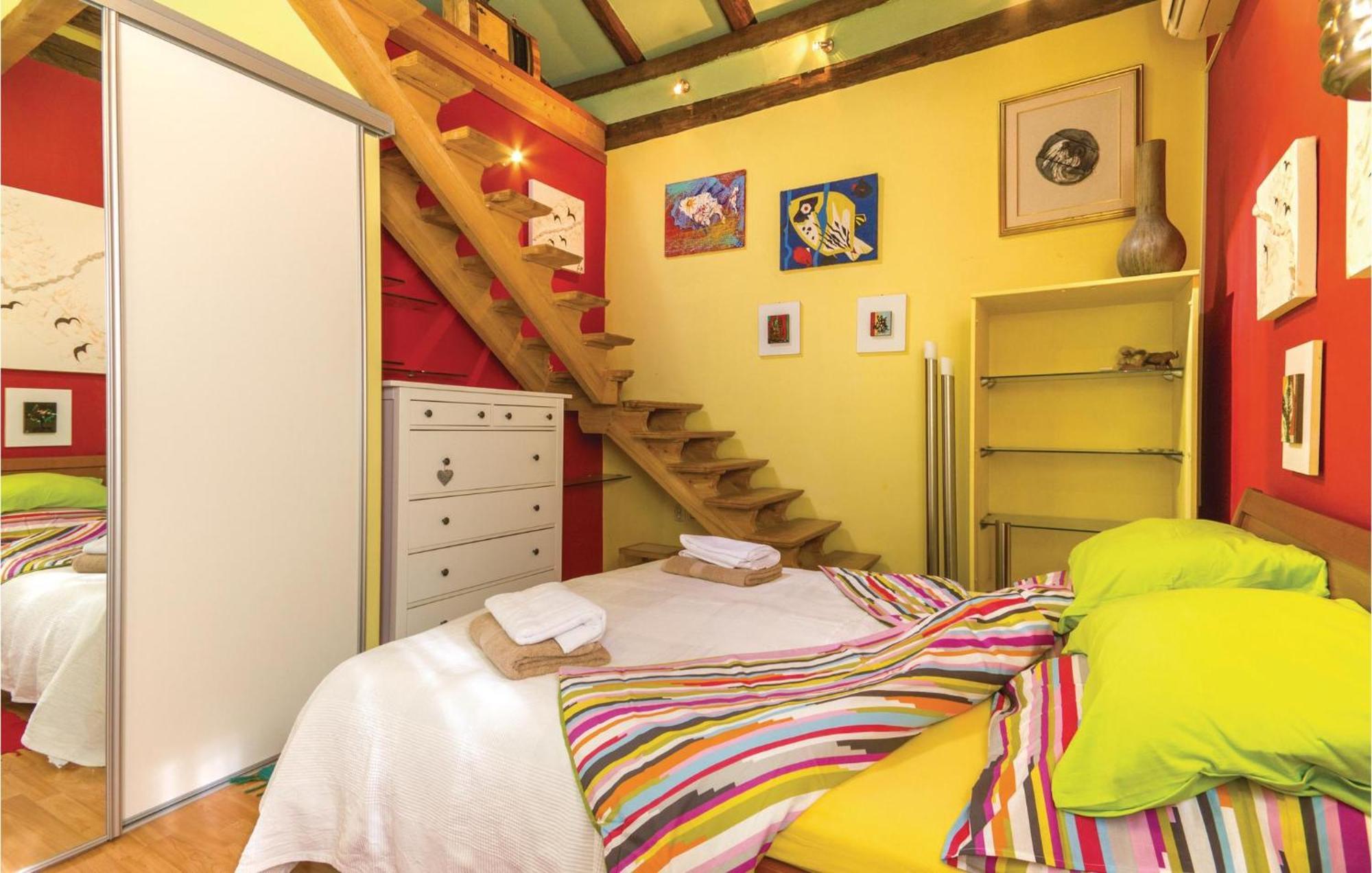 Lovely Apartment In Rijeka With House Sea View Zewnętrze zdjęcie